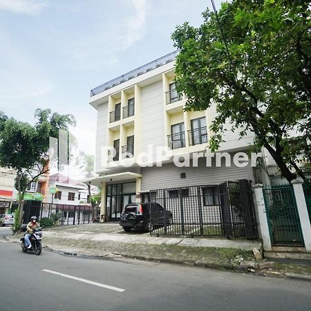 雅加达 Toba Mansion Syariah Near Benhil Redpartner酒店 外观 照片