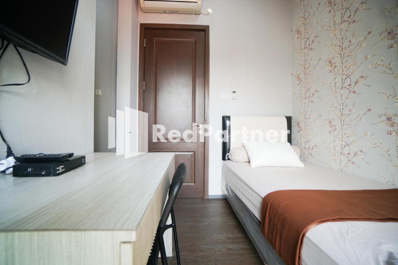 雅加达 Toba Mansion Syariah Near Benhil Redpartner酒店 外观 照片