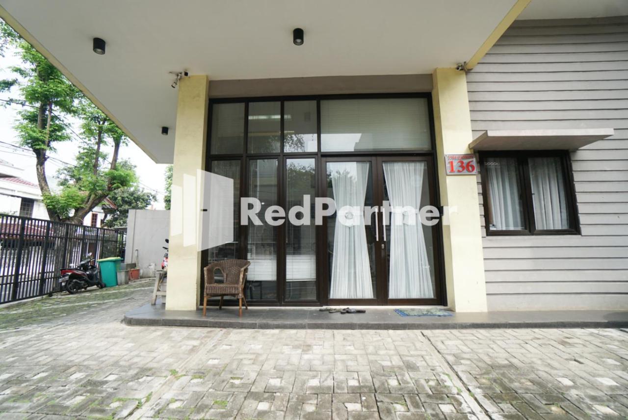 雅加达 Toba Mansion Syariah Near Benhil Redpartner酒店 外观 照片