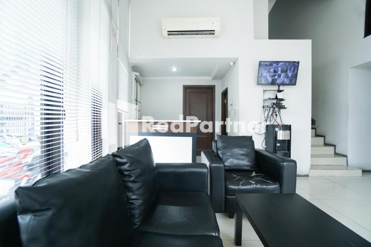 雅加达 Toba Mansion Syariah Near Benhil Redpartner酒店 外观 照片