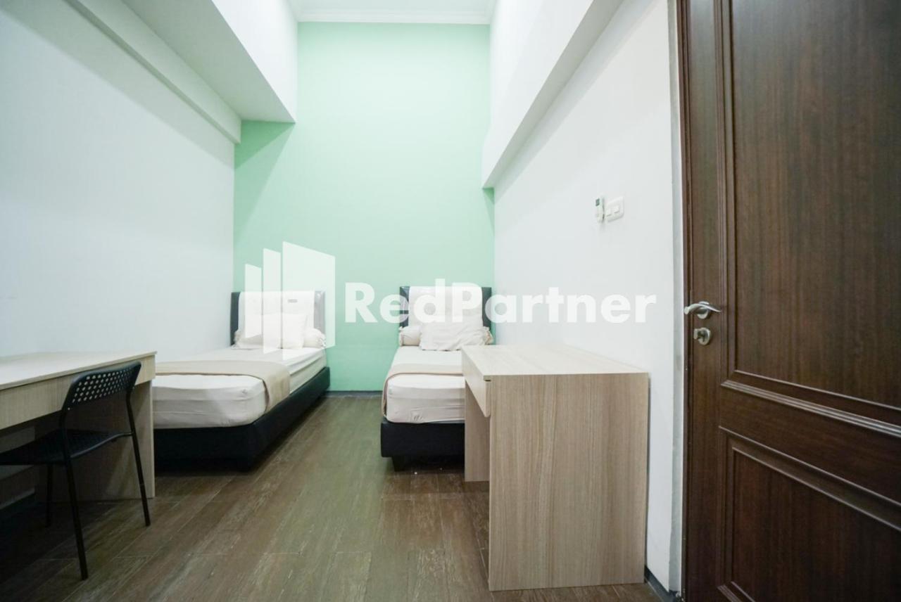 雅加达 Toba Mansion Syariah Near Benhil Redpartner酒店 外观 照片