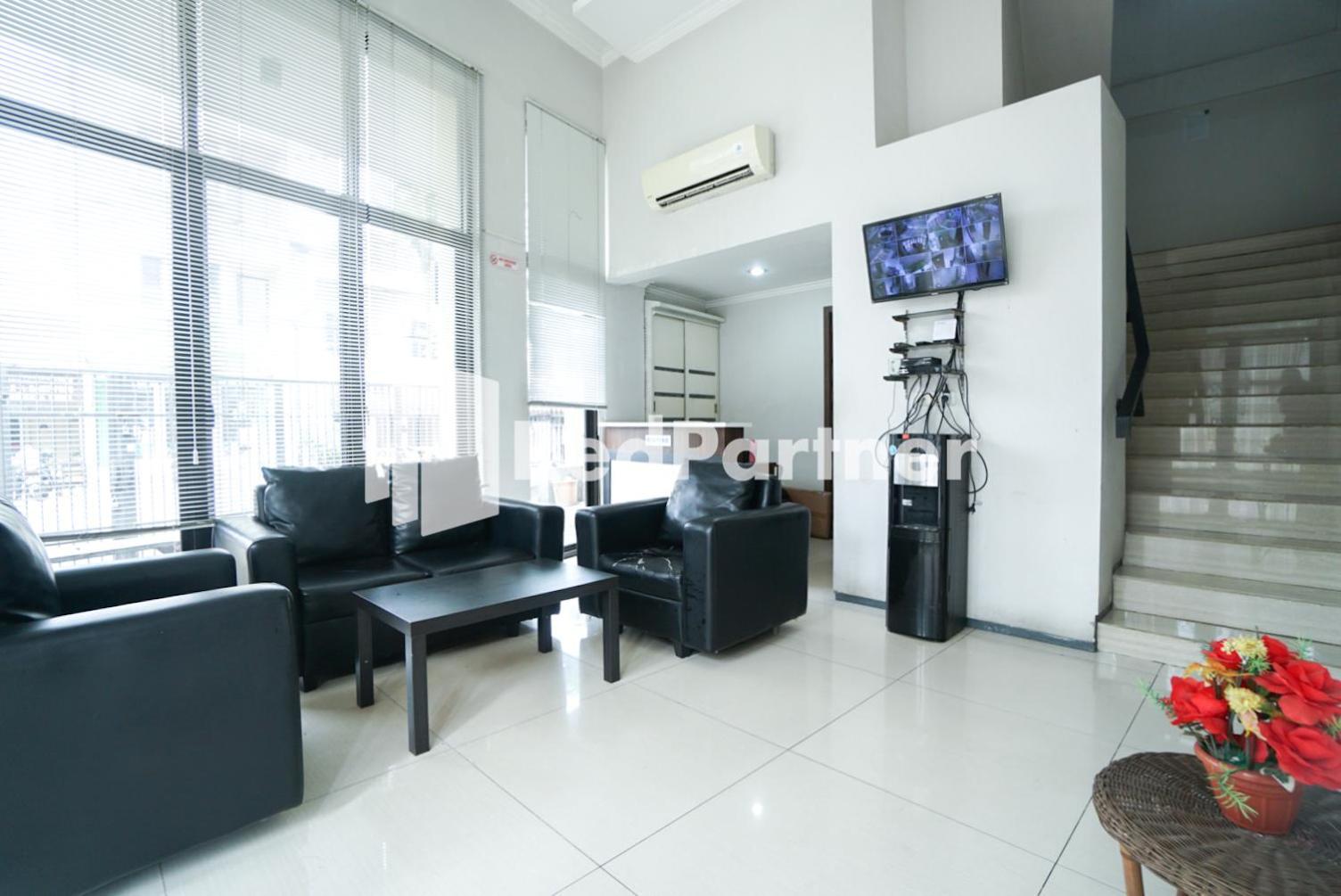 雅加达 Toba Mansion Syariah Near Benhil Redpartner酒店 外观 照片